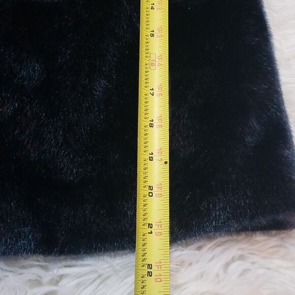 Wanko Dark Green Faux Fur Jacket - Picture 7 of 7